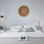 Kalergis شقة فندقية 4*