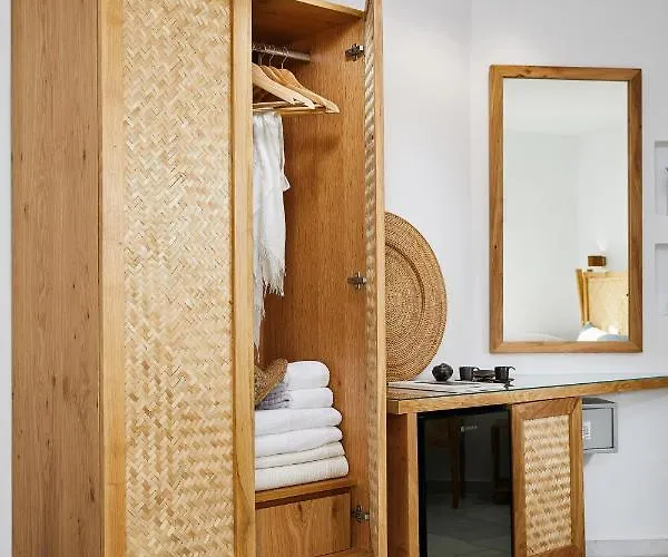 Aparthotel Kalergis 4*